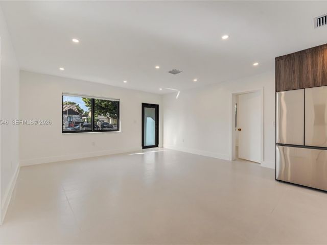 Home for sale at 1017 NW 47th St - photo 7518654