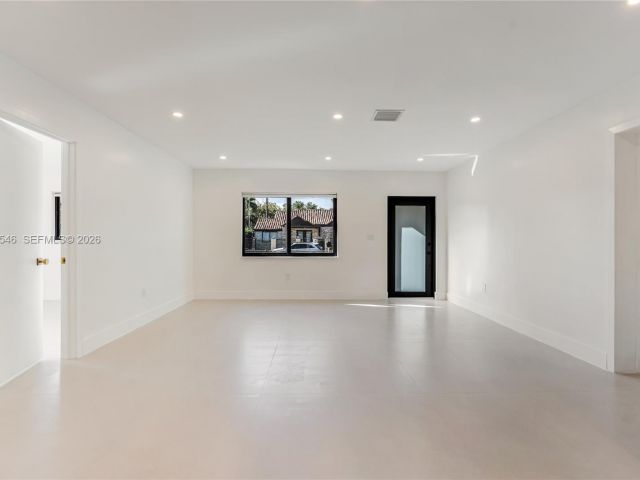 Home for sale at 1017 NW 47th St - photo 7518655