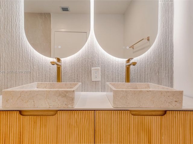 Home for sale at 1017 NW 47th St - photo 7518666