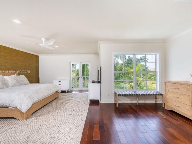 4-bedroom home for rent in Key Biscayne - 760 Glenridge Rd - MondialRealty