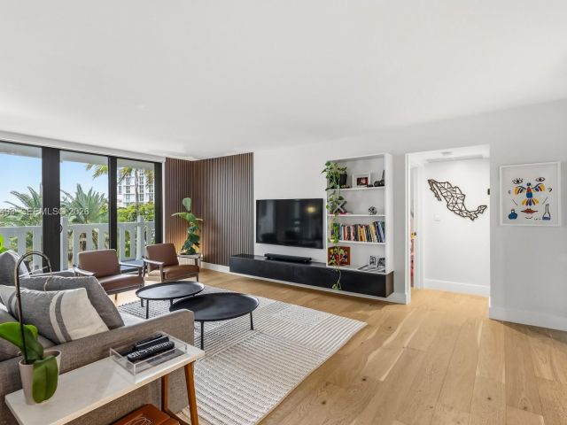 Apartment for sale  Unit #A405 - photo 7519611