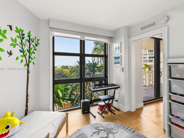 Apartment for rent  Unit #A405 - photo 7519635