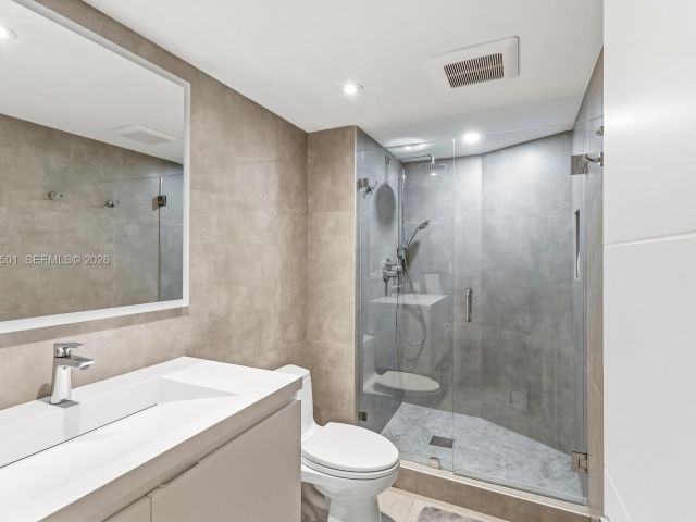 Apartment for rent  Unit #A405 - photo 7519638