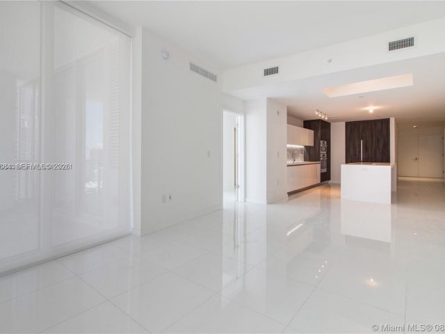 Apartment for sale  Unit #3601 - photo 7525169