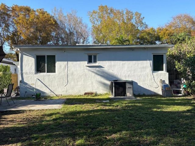 Home for sale at 1758 SW 18th St - photo 7520873