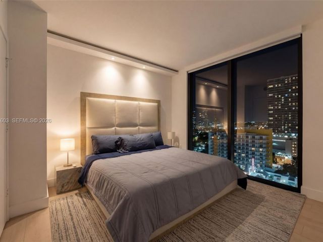 Apartment for sale  Unit #1601 - photo 7518900