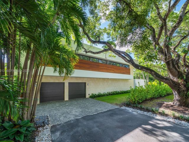 Home for sale at 4041 S Le Jeune Rd - photo 7518732