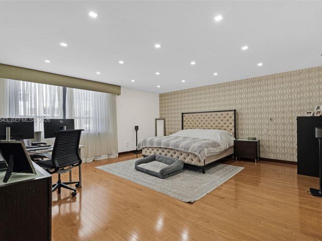 Apartment for sale  Unit #1207 - photo 7520107