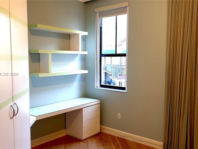 Apartment for rent  Unit #825 - photo 7520323