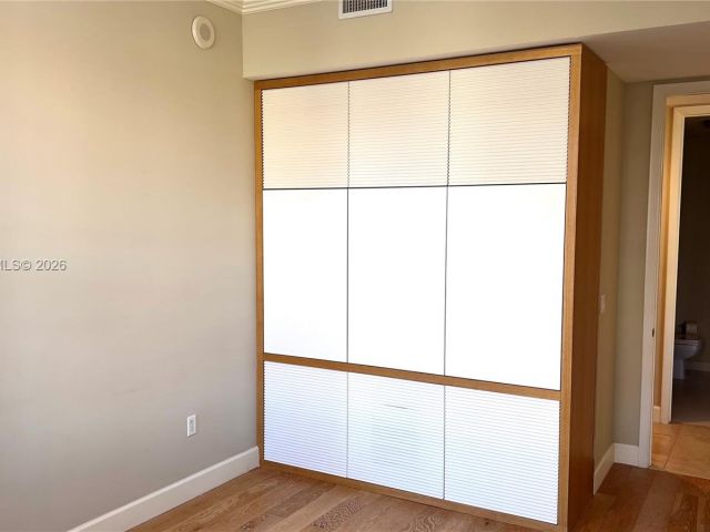 Apartment for rent  Unit #825 - photo 7520325