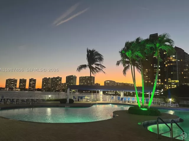 2-bedroom condo for sale in Aventura - 3530 Mystic Pointe Dr 1412 - MondialRealty