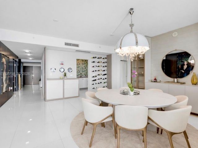 Apartment for sale  Unit #PH6109 - photo 7520416