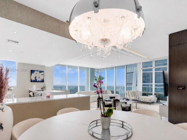 Apartment for sale  Unit #PH6109 - photo 7520417