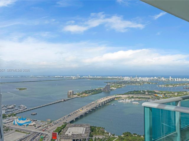 Apartment for sale  Unit #PH6109 - photo 7520423