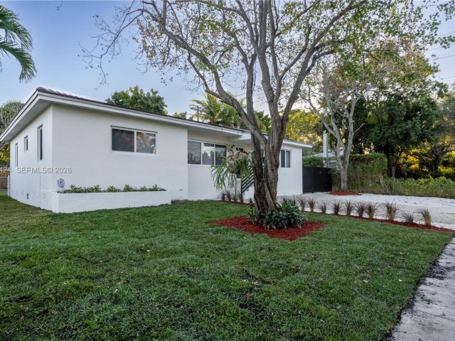 Home for sale at 6070 SW 42nd St - photo 7518690