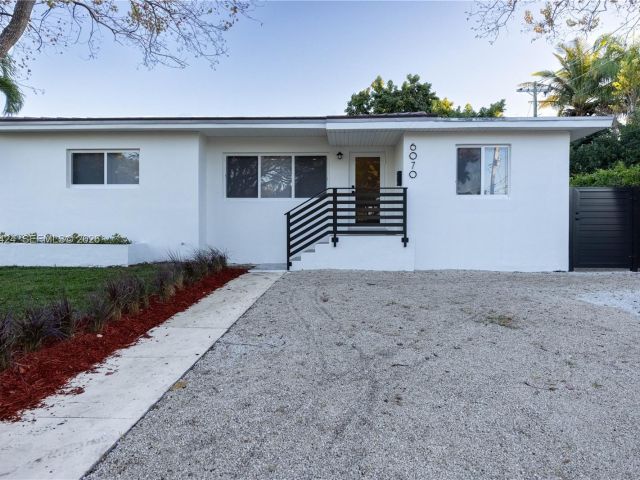 Home for sale at 6070 SW 42nd St - photo 7518691