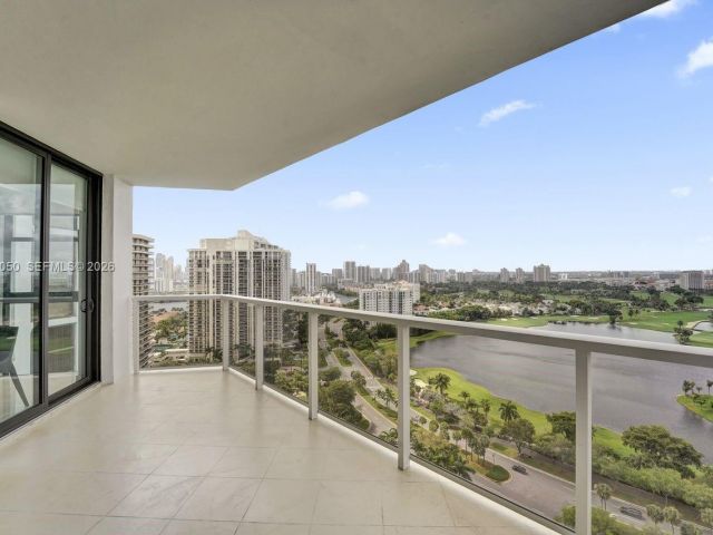 Apartment for sale  Unit #2209 - photo 7519836