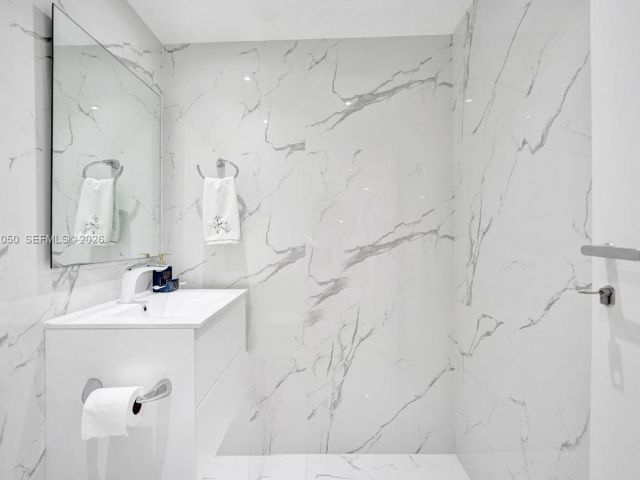 Apartment for sale  Unit #2209 - photo 7519848