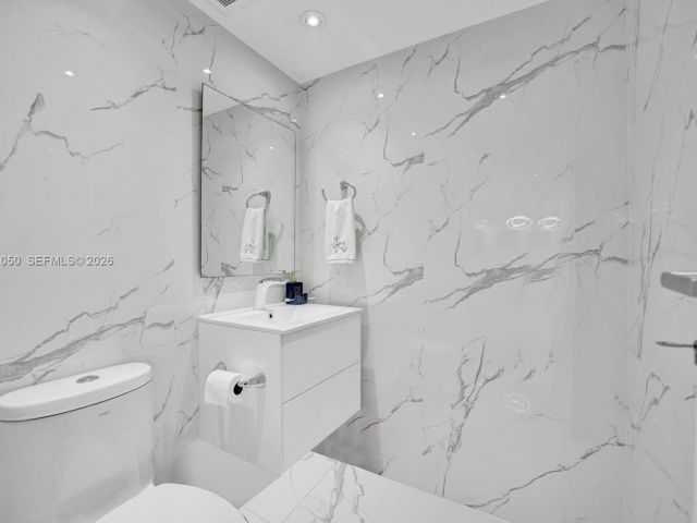 Apartment for sale  Unit #2209 - photo 7519849