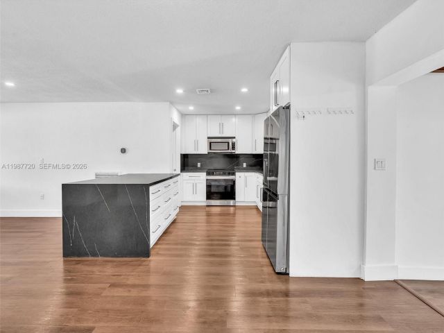 Home for rent at 3193 Taft St - photo 7518911