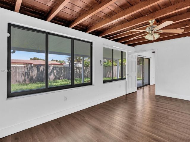 Home for rent at 3193 Taft St - photo 7518925