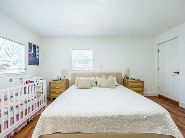 Home for rent at 10050 SW 171st St 10050 - photo 7518623