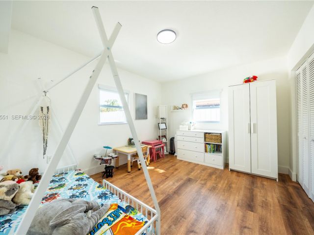 Home for rent at 10050 SW 171st St 10050 - photo 7518625