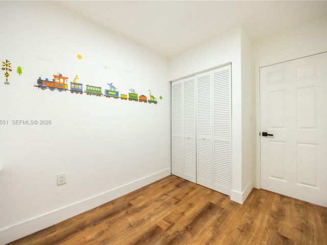 Home for rent at 10050 SW 171st St 10050 - photo 7518627