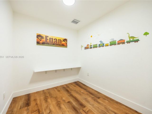 Home for rent at 10050 SW 171st St 10050 - photo 7518628