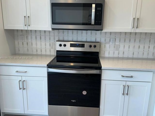 Home for rent at 17173 SW 1st St - photo 7518476