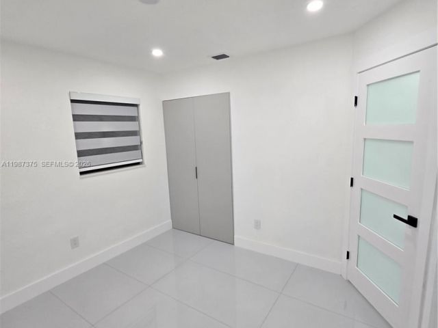 Home for rent at 5551 NW 175th St 1 - photo 7519036