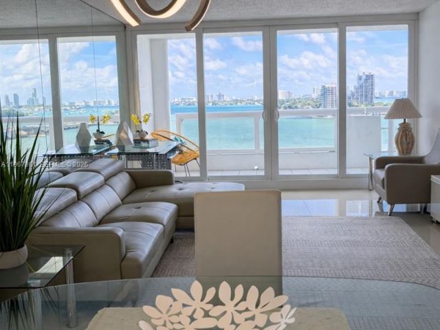 Apartment for rent  Unit #A-1132 - photo 7519183