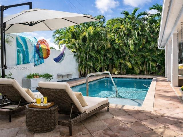 Home for rent at 8300 SW 31st St - photo 7518801