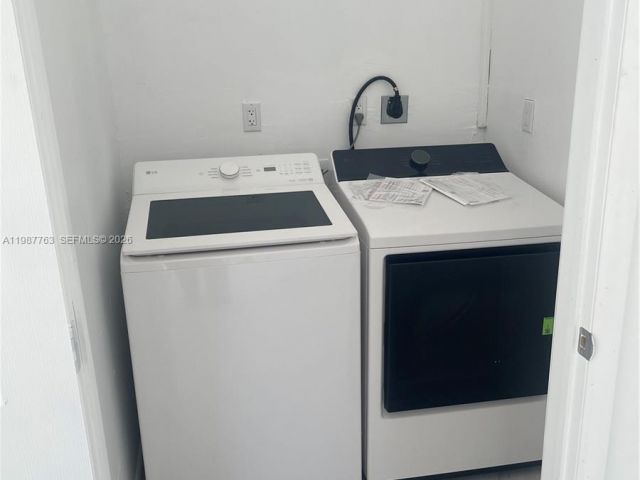 Home for rent at 20700 SW 122nd Ave - photo 7518795