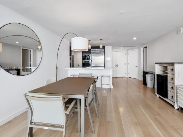 Apartment for sale  Unit #2702 - photo 7526187