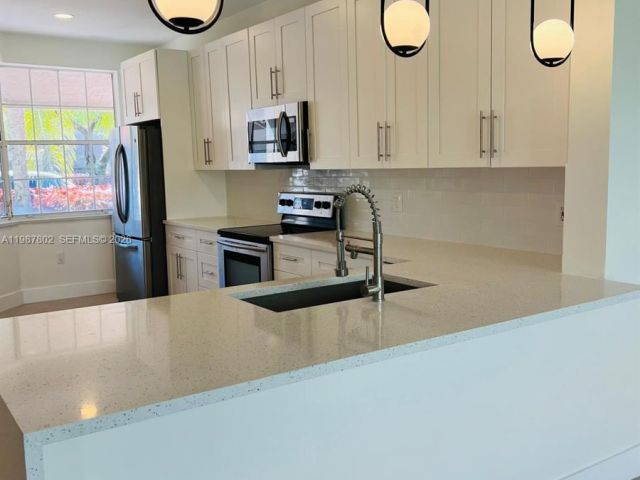 Home for rent at 20951 Via Oleander C - photo 7518377