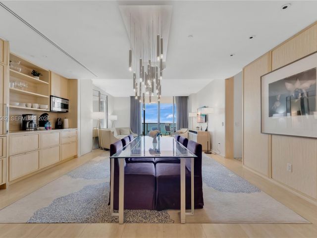 Apartment for rent  Unit #1006 - photo 7520064