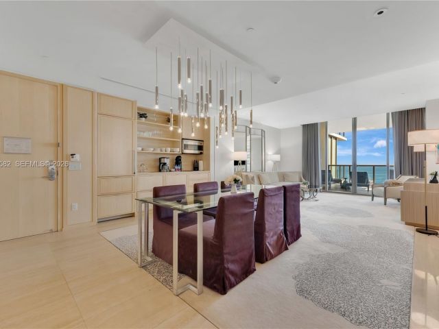 Apartment for rent  Unit #1006 - photo 7520065