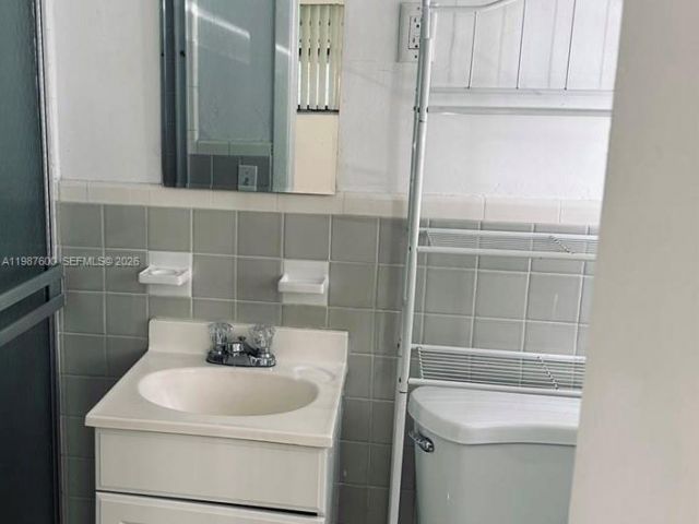 Home for rent at 836 Pennsylvania Ave - photo 7519104