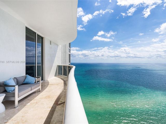 Apartment for rent  Unit #3002 - photo 7519244