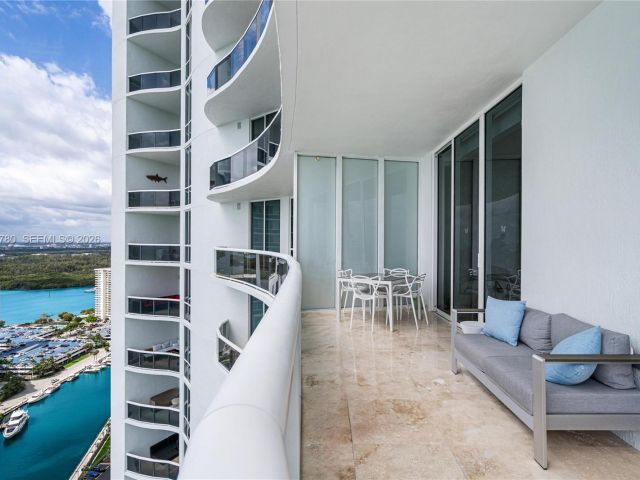 Apartment for rent  Unit #3002 - photo 7519245