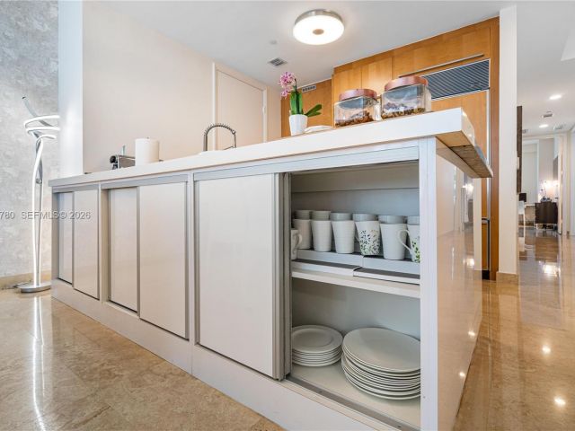 Apartment for rent  Unit #3002 - photo 7519261