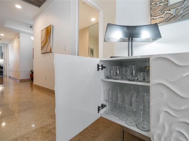 Apartment for rent  Unit #3002 - photo 7519262