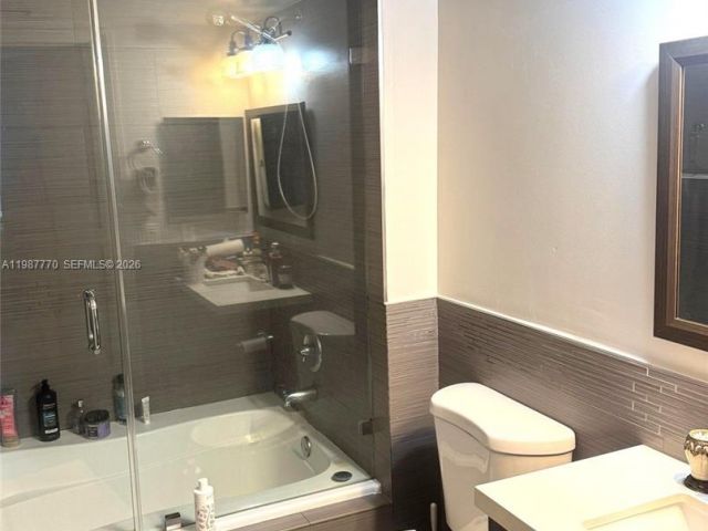 Apartment for rent  Unit #1008 - photo 7522839