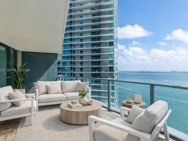 Apartment for rent  Unit #3406 - photo 7520580