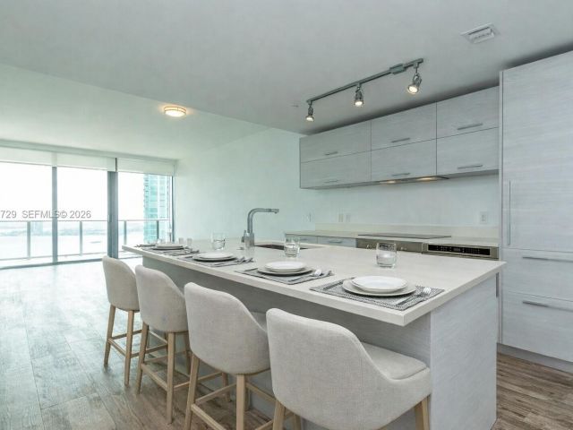 Apartment for rent  Unit #3406 - photo 7520583