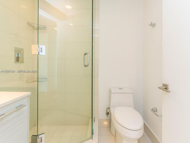 Apartment for rent  Unit #3406 - photo 7520592