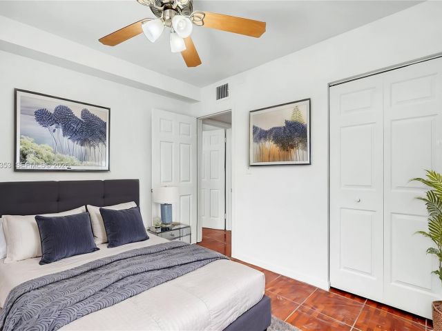 Home for rent at 4525 SW 112th Pl - photo 7519436