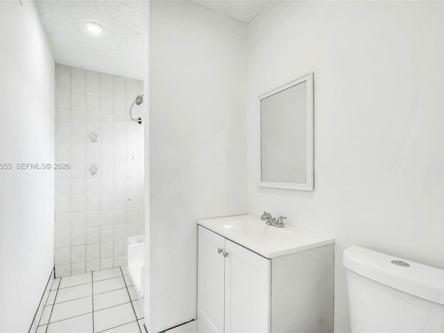 Home for rent at 4525 SW 112th Pl - photo 7519438