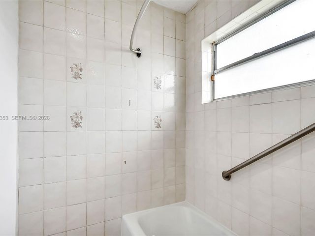 Home for rent at 4525 SW 112th Pl - photo 7519439